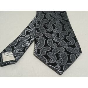 SEAN JOHN Handmade 100% Silk Tie Men's Black Silver Gray Paisley Necktie